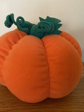 GUND Pumpkin Patch #88318 5 x 7 Stuffed Pumpkin
